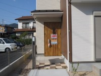 安芸郡熊野町城之堀 《新築一戸建》　の電気施錠付玄関です。